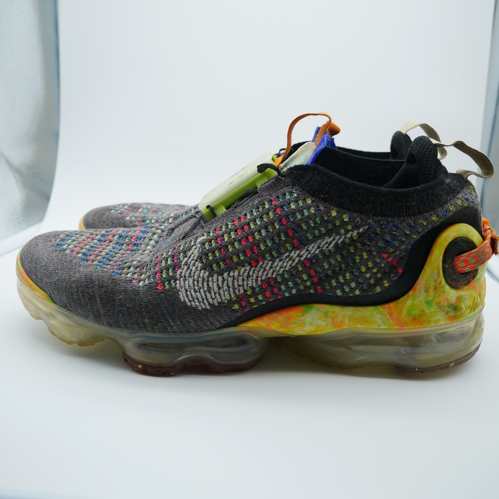 Nike Air VaporMax 2020 Flyknit Smoke Grey Multicolor CJ4069-001 6.5Y / 8 Women - Picture 3 of 9